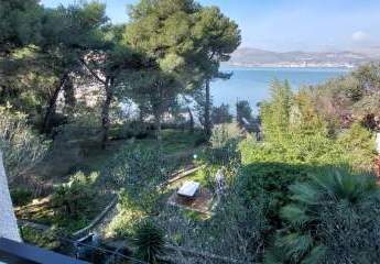 Haus mit zwei Appartements nahe dem Strand
