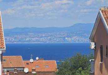 Möbliertes Neubau-Appartement mit Meerblick