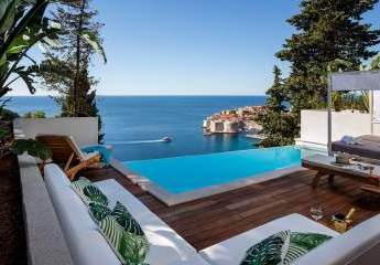 Luxusvilla in außergewöhnlicher Lage mit Blick auf die Altstadt und das Meer