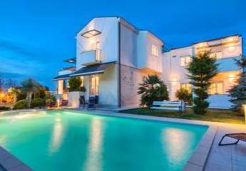Mediterrane Villa nahe dem Meer, Region Pula