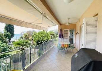 Geräumiges Appartement mit Garten nahe dem Meer