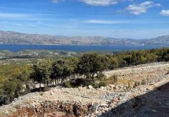 Zwei Villen im Rohbau mit Pool und Meerblick, Insel Brač