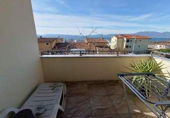 Gepflegte Maisonette Wohnung mit Meerblick in Kostrena