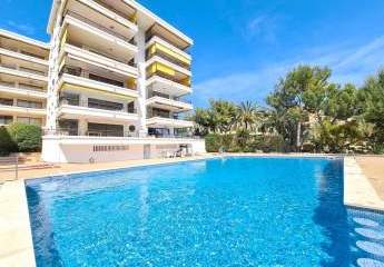 Appartement im Erdgeschoss mit großer Terrasse und schönem Meerblick