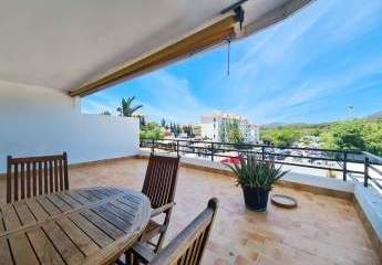 Helles Appartement mit großzügiger Terrasse in Puerto Portals