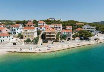 Moderne Neubau-Appartements in seltener Lage direkt am Meer
