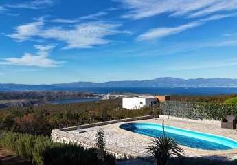 Haus mit Pool und Meerblick