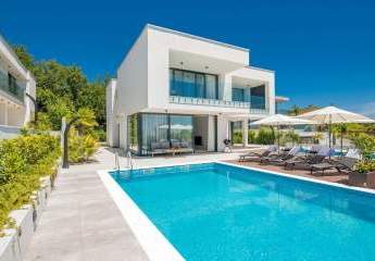 Luxuriöse Doppelhaushälfte mit Pool und Meerblick, Region Opatija