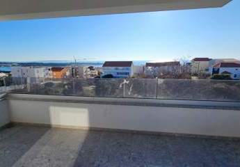 Neues Apartment mit schönem Blick auf das Meer
