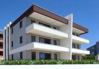 Moderne Neubauwohnung nahe dem Meer