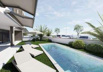 Exklusive Erdgeschosswohnung mit Garten und Pool - 1. Reihe zum Meer