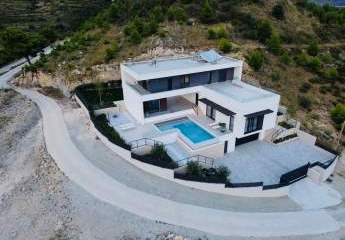 Moderne Villa mit Stadt- und Meerblick, Region Split