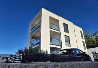 Moderne Neubauwohnung nahe dem Meer