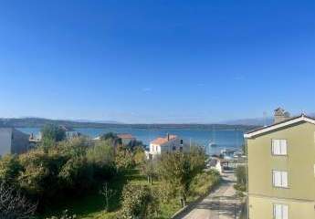 Möblierte Wohnung nahe dem Meer