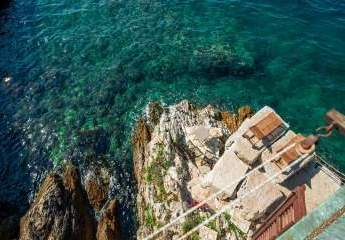 Wohnung in der ersten Reihe mit spektakulärem Blick auf das Meer