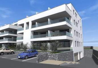 Moderne Neubauwohnungen nahe dem Meer