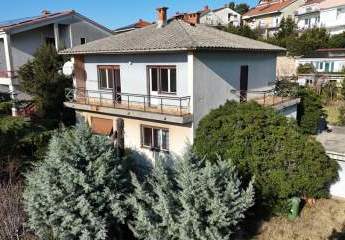 Haus mit großem Potenzial und schönem Meerblick