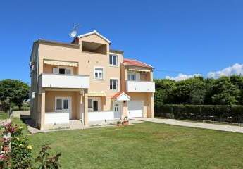 Apartmenthaus nahe dem Meer, Insel Pag