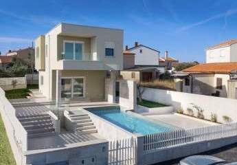 Neue Villa mit Meerblick