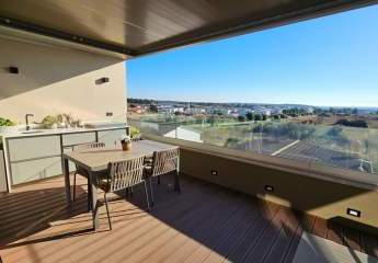 Modernes Appartement mit Meerblick