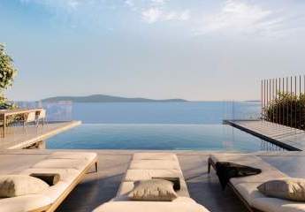 Moderne Neubau-Villa in der 1. Reihe zum Meer, Region Rogoznica