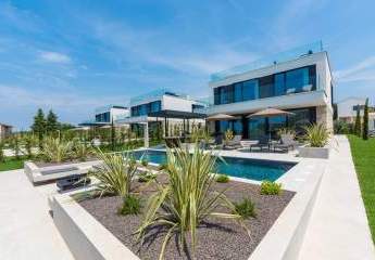 Moderne Villa mit Swimmingpool und Dachterrasse, Region Porec