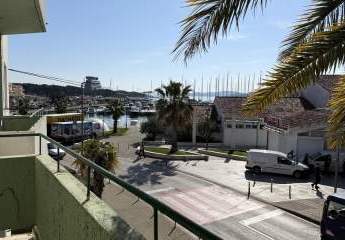 Möblierte Wohnung im Stadtzentrum mit Meerblick
