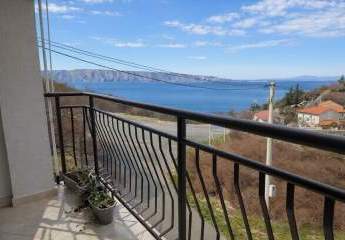 Möblierte Wohnung mit Blick auf das Meer