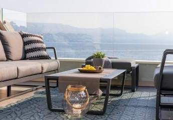 Apartmenthaus mit Panorama-Meerblick