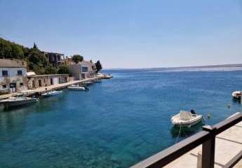 Haus in der 1. Reihe zum Meeresufer