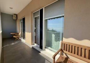 Modernes Appartement mit schönem Meerblick