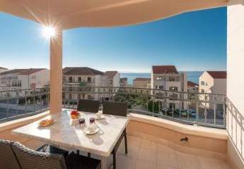 Modernes Apartmenthaus mit Meerblick und 16 Wohneinheiten, Makarska Riviera