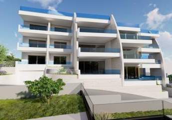 Luxuriöses Neubau-Apartment mit Meerblick und Terrasse