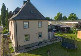 Wieder verfügbar! Einfamilienhaus mit Garage, Garten, Kachelofen in ruhiger Lage!
