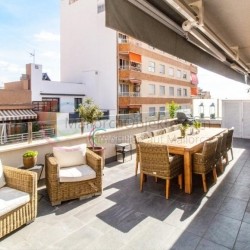 Duplex mit drei Schlafzimmern und großer Terrasse in Santa Catalina - Palma