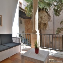 ***Historisches Apartment mit Terasse und tollen alten Stilmitteln, Altstadt Palma***