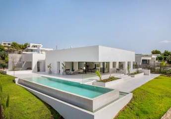 Luxusvilla mit 3 Schlafzimmern, 3 Bädern und Privatpool im exklusiven Las Colinas Golf Resort