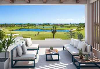 Penthouse-Wohnungen mit 3 Schlafzimmern, 2 Bädern, Dachterrasse, Gemeinschaftspool und Meerblick direkt am Golfplatz von La Serena Golf