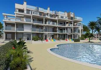Penthouse-Wohnung mit 3 Schlafzimmern, 2 Bädern, Dachterrasse und Gemeinschaftspool nur 200 m vom Strand