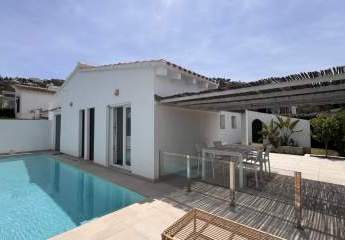 Modernisiertes Wohlfühlhaus mit Pool und Dachterrasse in der beliebten Urbanisation La Sella - Nähe Golfplatz und Meer