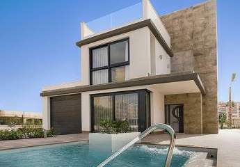 Exklusive Villen mit 3 - 4 Schlafzimmern, 3 Bädern, 1 Gäste-WC, Dachterrasse und Privatpool nur 600 m vom Strand