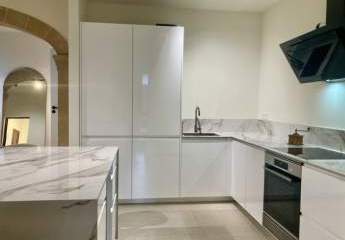 Komplett renovierte Wohnung in  Coll d'en Rabassa - Cala Gamba.