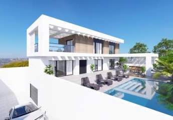 Luxuriöse Villa mit Pool und schöner Aussicht