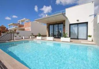 Luxuriöse Villa mit Pool