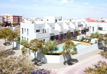 Außergewöhnliches Penthouse ganz in der Nähe des Meeres mit einem wunderschönen Pool