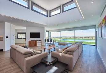 Moderne Luxusvilla mit 4 Schlafzimmern, 4 Bädern, Privatpool und atemberaubendem Ausblick