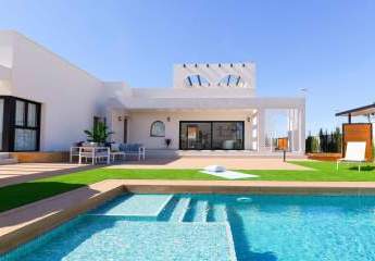 Key Ready Schöne Villa mit Pool möbeliert