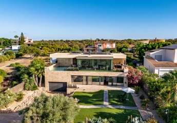 Aussergewöhnliche Villa mit Meer-und Bergblick in der Bucht von Palma