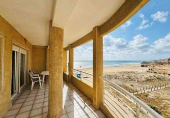 Appartement mit 4 Schlafzimmern und 2 Bädern in 1. Strandlinie