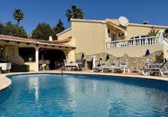 Traumhafte Villa mit Meerblick und viel Sonne